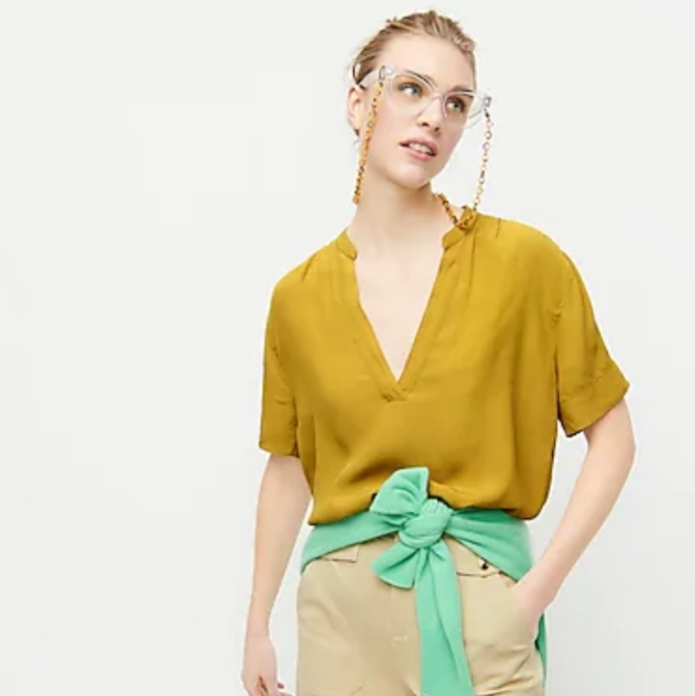 NWOT JCrew drapey band collar